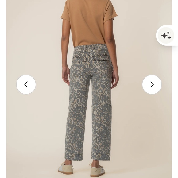 KUT Ashton High Rise Wide Leg Barrel Jeans - Picture 9 of 11